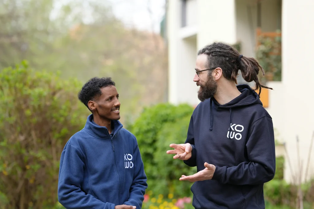 Im Gespräch: Quartiermanager Imbrahim Souleyman Hamed und Quartierleiter Robert Willecke